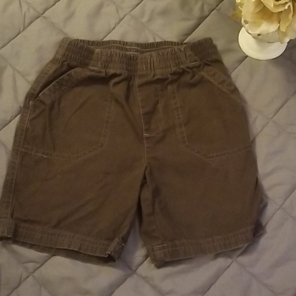 A13-JUMPING BEANS: SIZE 4T BOY BROWN SHORTS - Picture 1 of 2